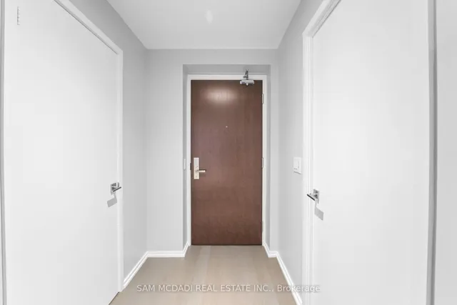 70 Temperance St #608, Toronto 5