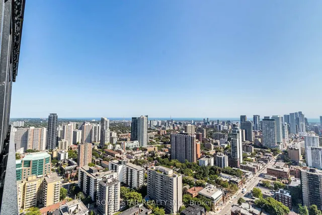 55 Charles St #1304, Toronto 3