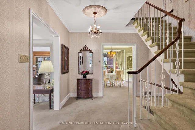 47 Stratheden Rd, Toronto 3