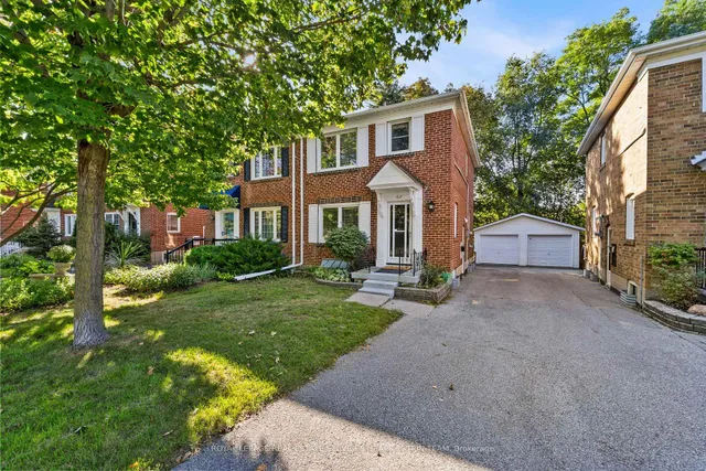 63 Thursfield Cres, Toronto 2