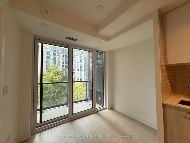 65 Mutual St #405, Toronto 4
