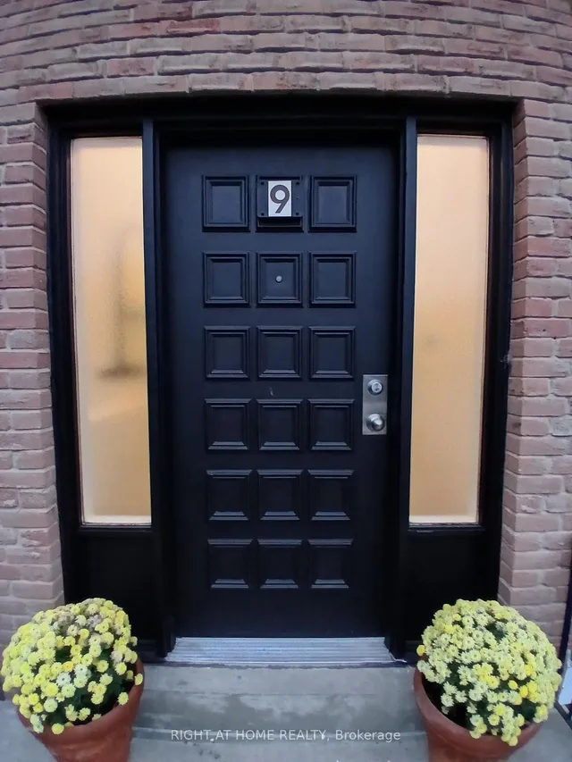 9 Ivan Nelson Dr, Toronto