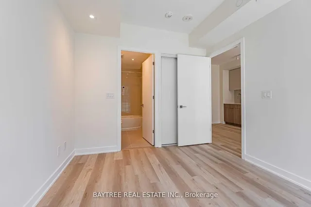 840 St Clair Ave #414, Toronto 3