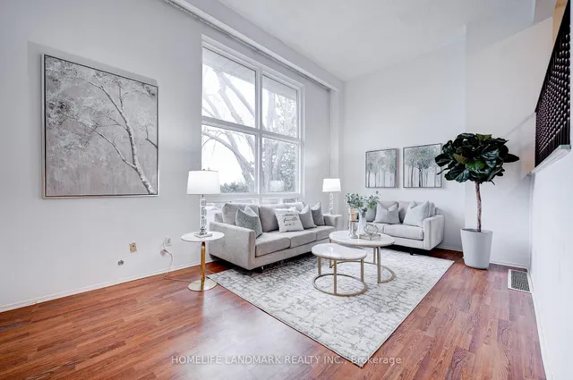 8 Rusty Crest Way, Toronto 4