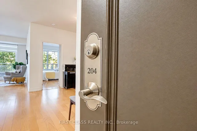777 Steeles Ave #204, Toronto 3