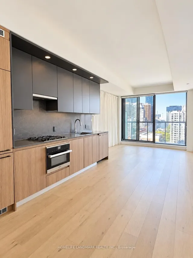 81 Wellesley St #1206, Toronto 4