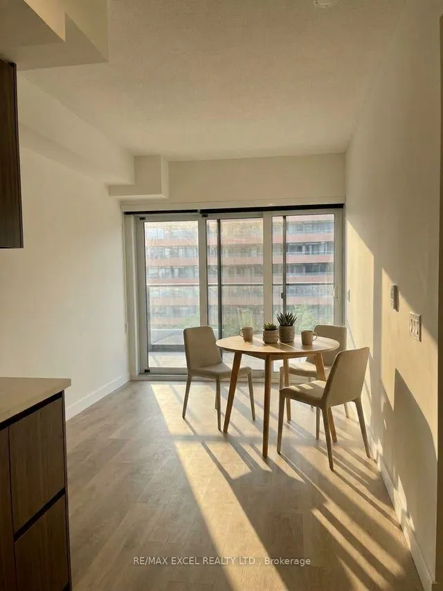 3 Concord Cityplace Way #627, Toronto 2
