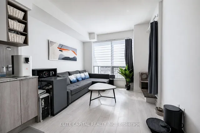 31 Tippett Rd #740, Toronto 4