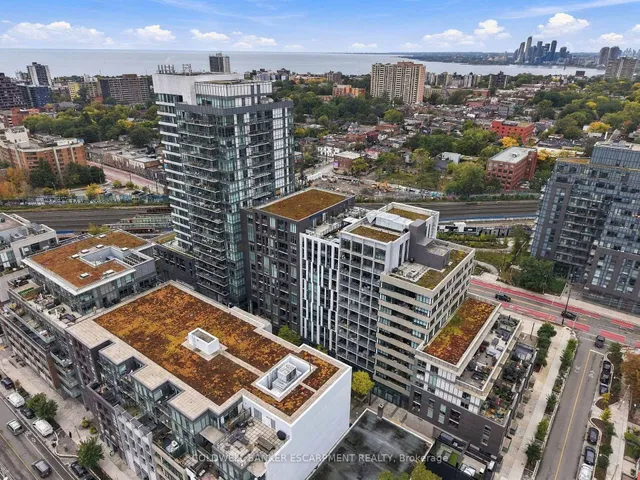 20 Minowan Miikan Lane #628, Toronto 5