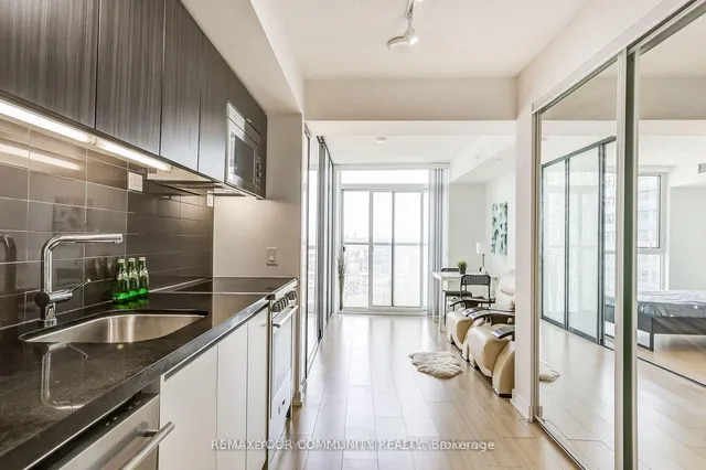 85 Queens Wharf Rd #3208, Toronto 3