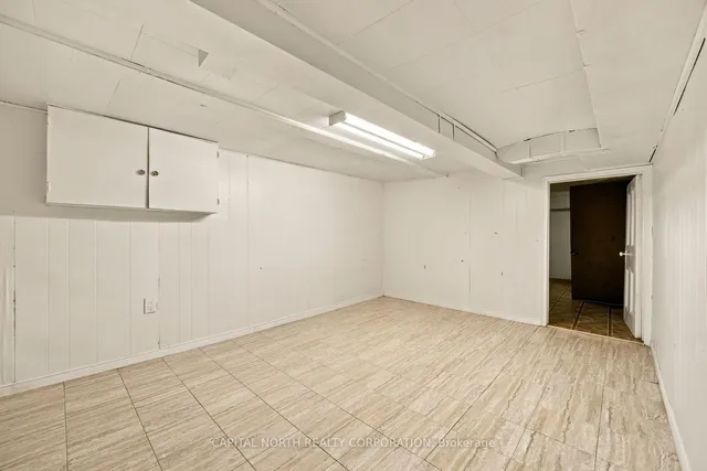 17 Delaware Ave, Toronto 5