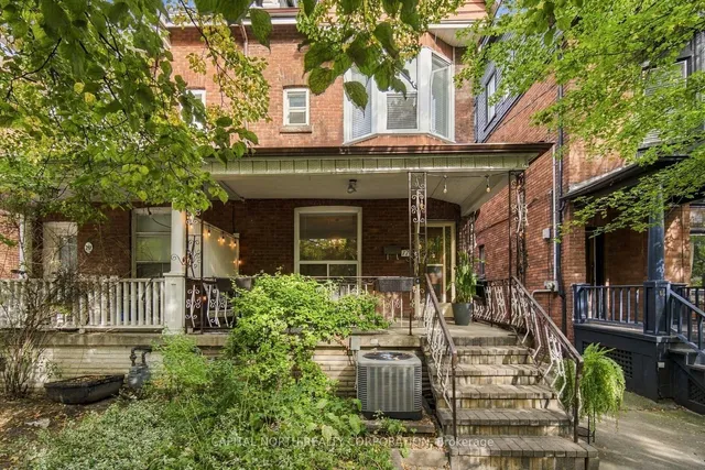 17 Delaware Ave, Toronto 2