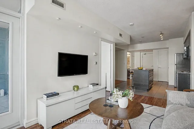 15 Fort York Blvd #2708, Toronto 4