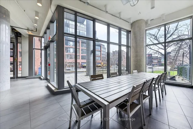 150 East Liberty St #405, Toronto 5