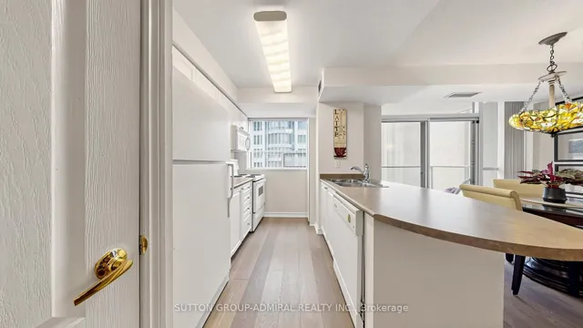 30 Hayden St #701, Toronto 4