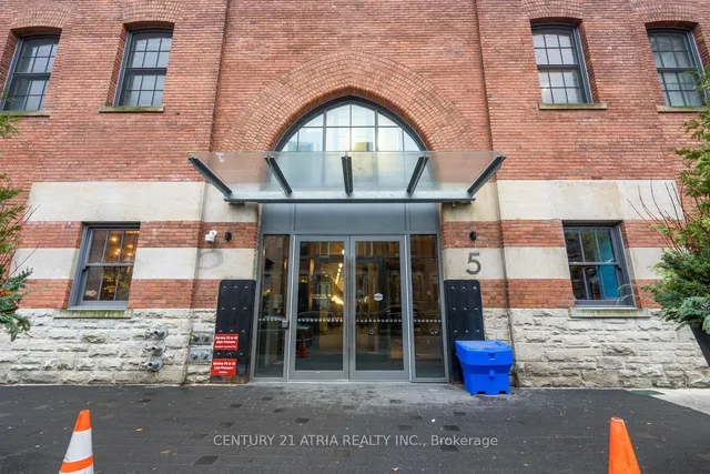 5 St Joseph St #207, Toronto 2