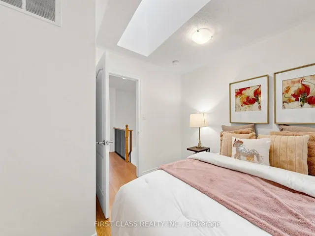 37 Drewry Ave #7, Toronto 5