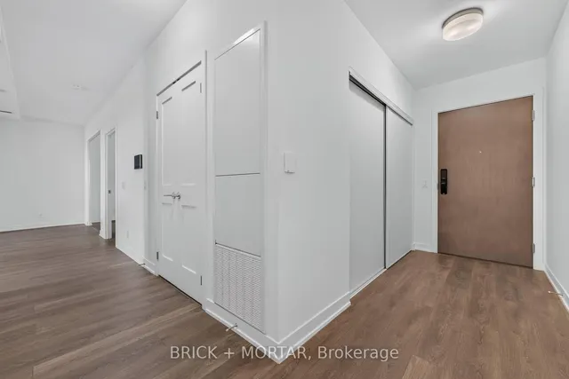 1 Hillsdale Ave #607, Toronto 3