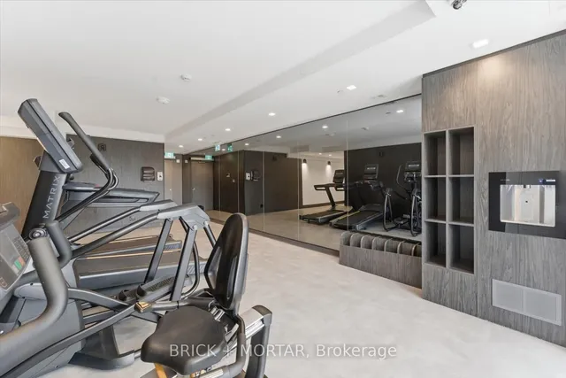1 Hillsdale Ave #405, Toronto 3