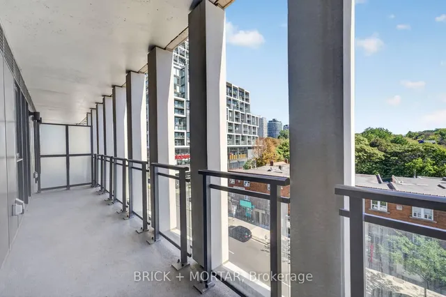 1 Hillsdale Ave #405, Toronto 5