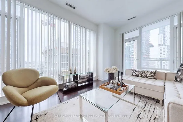 21 Widmer St #1702, Toronto 5