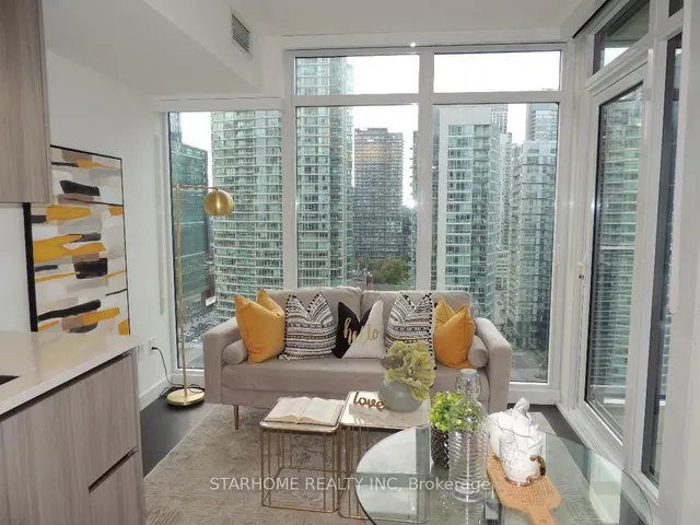1 Concord Cityplace Way #2015, Toronto 3