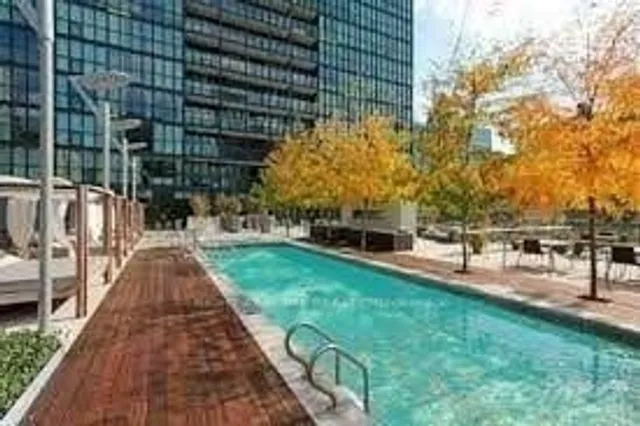 101 Charles St #2508, Toronto 5