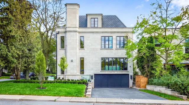 170 Forest Hill Rd, Toronto 4