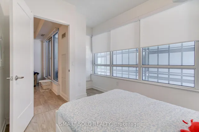 70 Princess St, Toronto 3