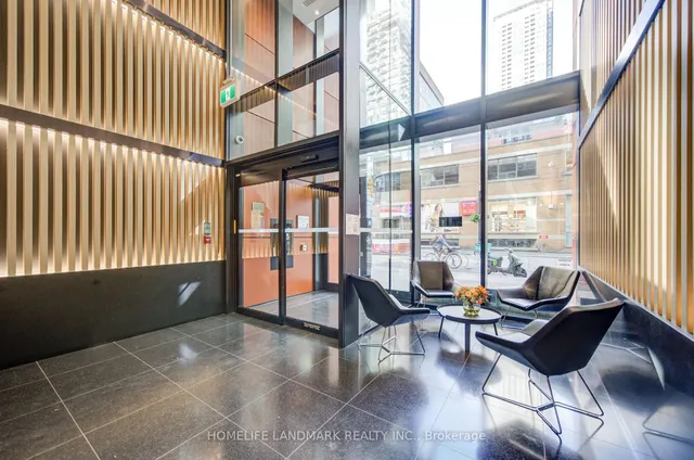 357 King St #501, Toronto 3