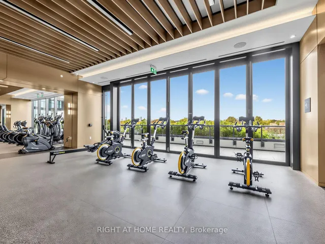 585 Bloor St #2423, Toronto 5
