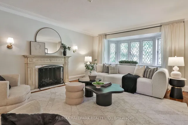 83 Wembley Rd, Toronto 4