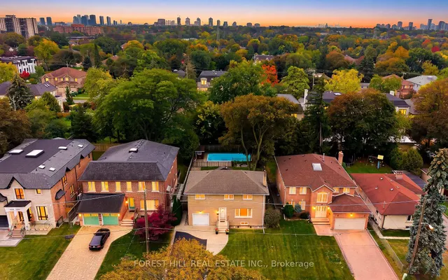 11 Urbandale Ave, Toronto 4