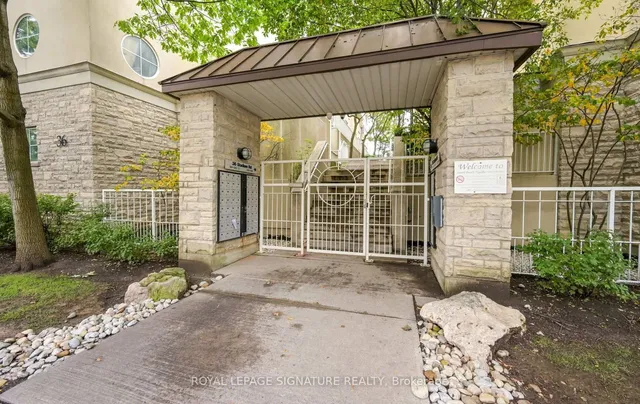 36 Stadium Rd #555, Toronto 3