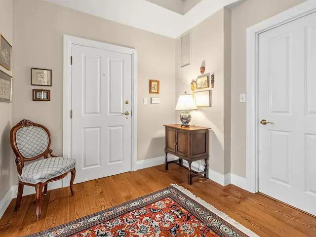 21 Shaftesbury Ave #104, Toronto 5
