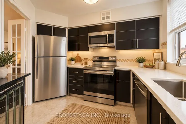 25 Maitland St #1001, Toronto 2