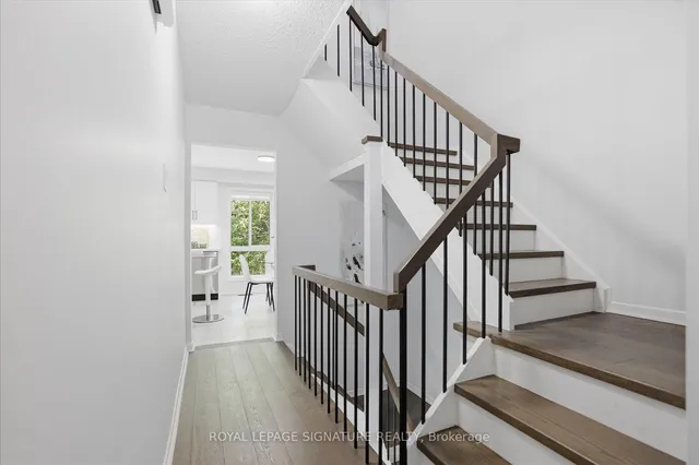 22 Snapdragon Dr, Toronto 4