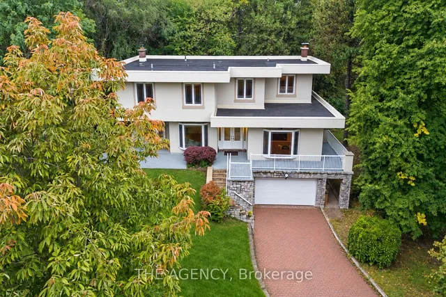 48 Silvergrove Rd, Toronto 3
