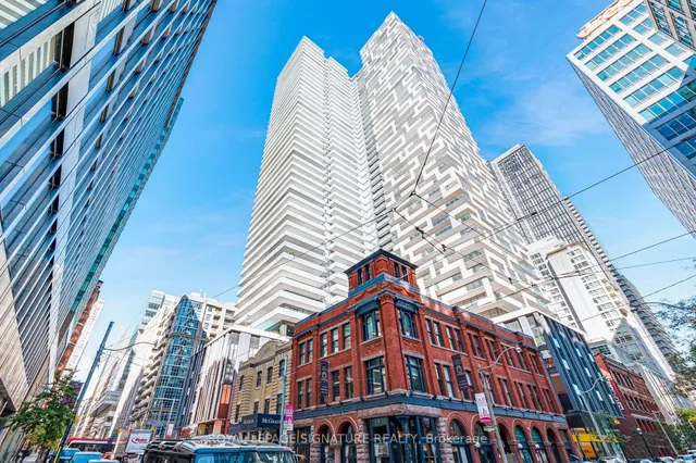 25 Richmond St #1212, Toronto 4