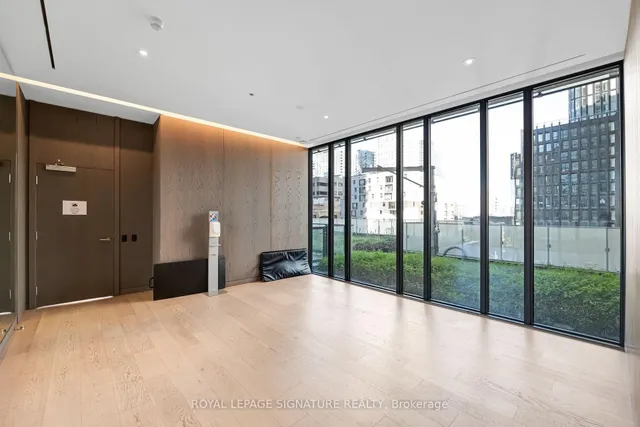 25 Richmond St #1212, Toronto 5