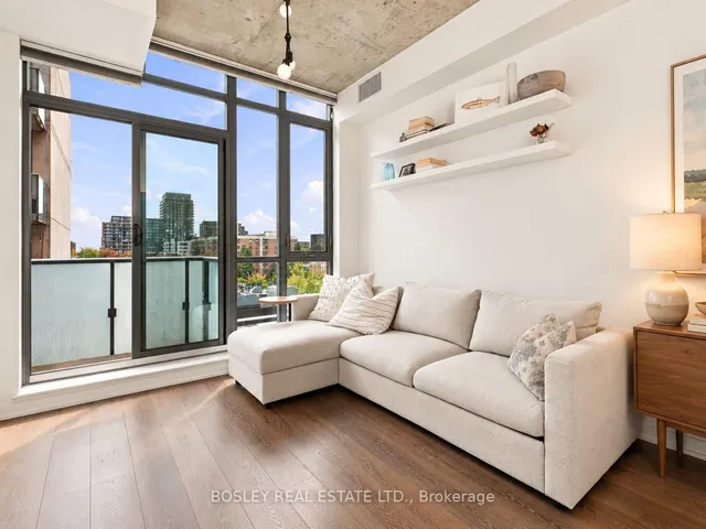 8 Gladstone Ave #613, Toronto 2