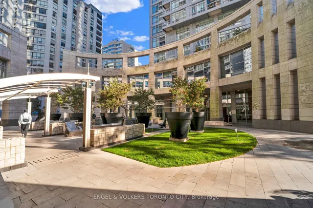 2181 Yonge St #3402, Toronto 3