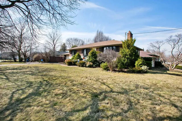 67 Elvaston Dr, Toronto 3