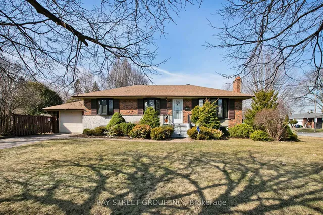 67 Elvaston Dr, Toronto 4