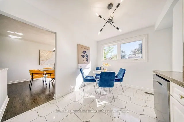 73 Houston Cres, Toronto 5