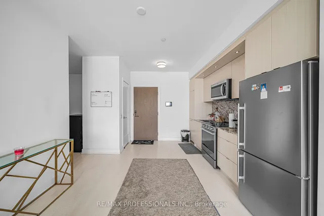 30 Inn The Park Dr #407, Toronto 2