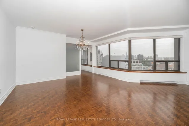175 Cumberland St #1111, Toronto 5