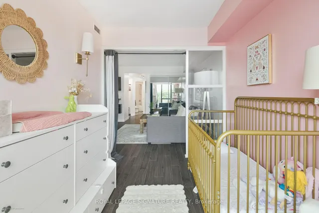 456 College St #415, Toronto 2