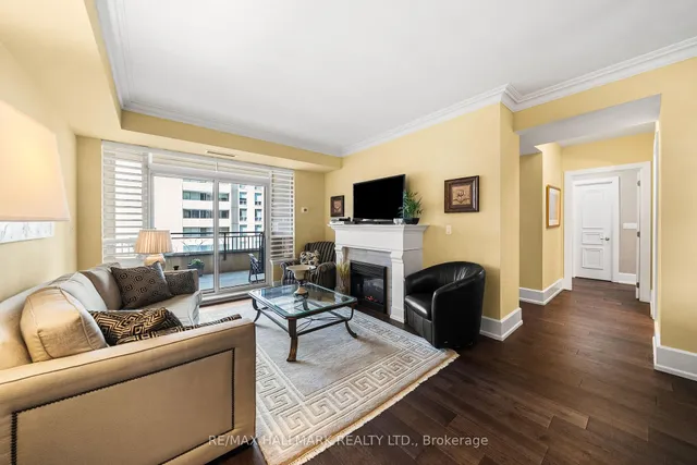662 Sheppard Ave #807C, Toronto 2