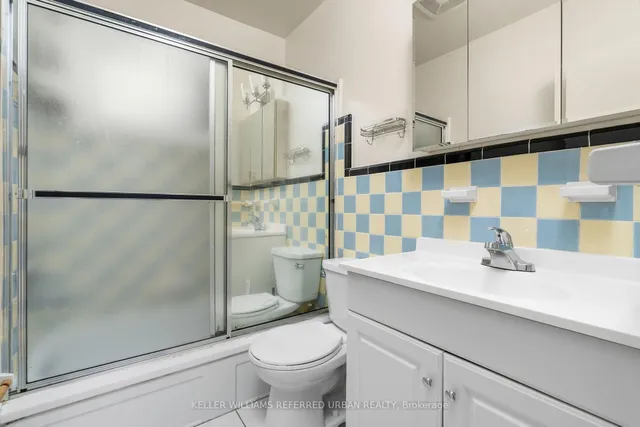 266 Acton Ave, Toronto 5